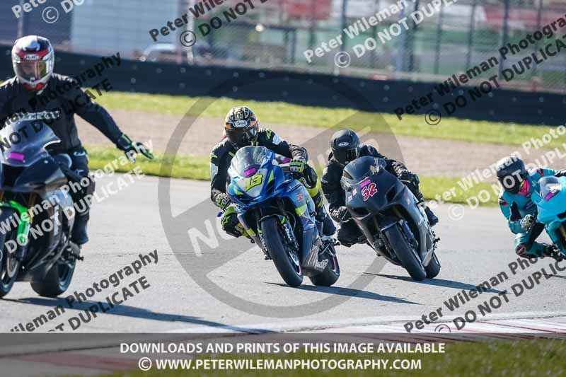 donington no limits trackday;donington park photographs;donington trackday photographs;no limits trackdays;peter wileman photography;trackday digital images;trackday photos